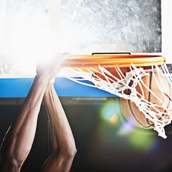 Why Giving Thanks Gives You an Edge